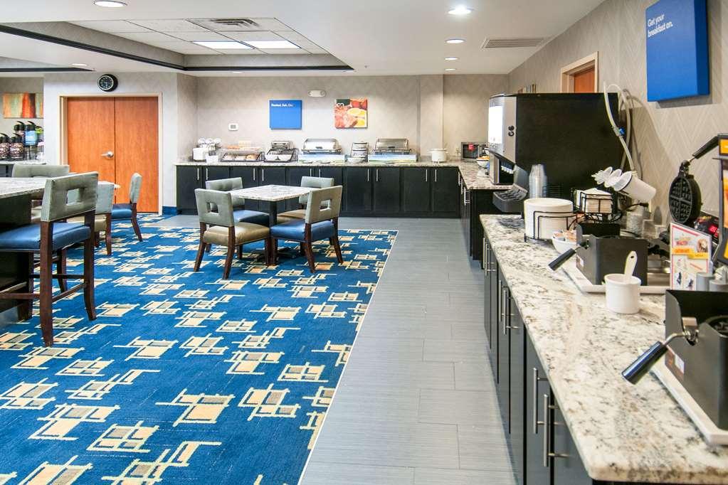 Comfort Inn & Suites Pauls Valley - City Lake Restoran foto