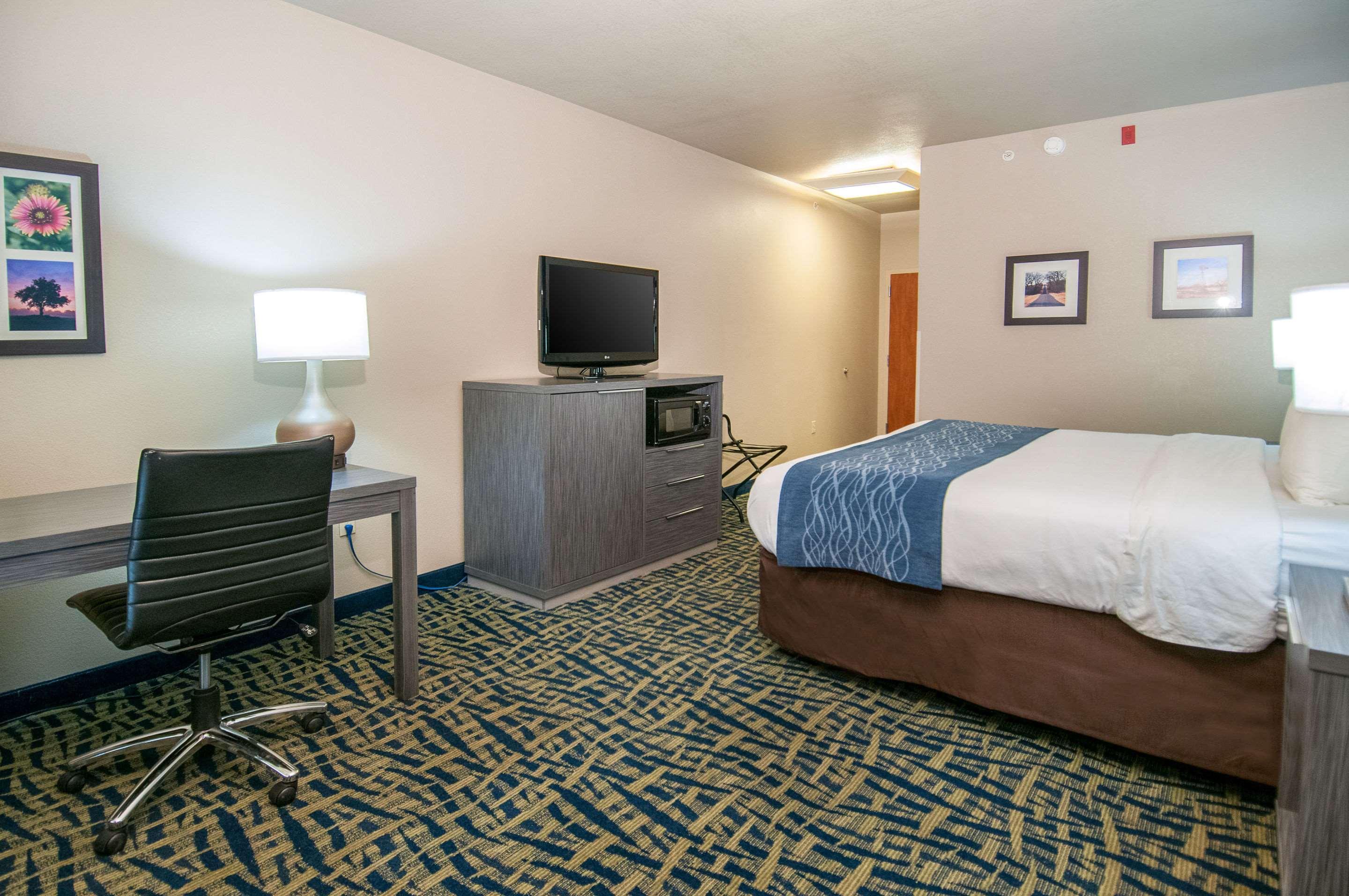 Comfort Inn & Suites Pauls Valley - City Lake Bagian luar foto